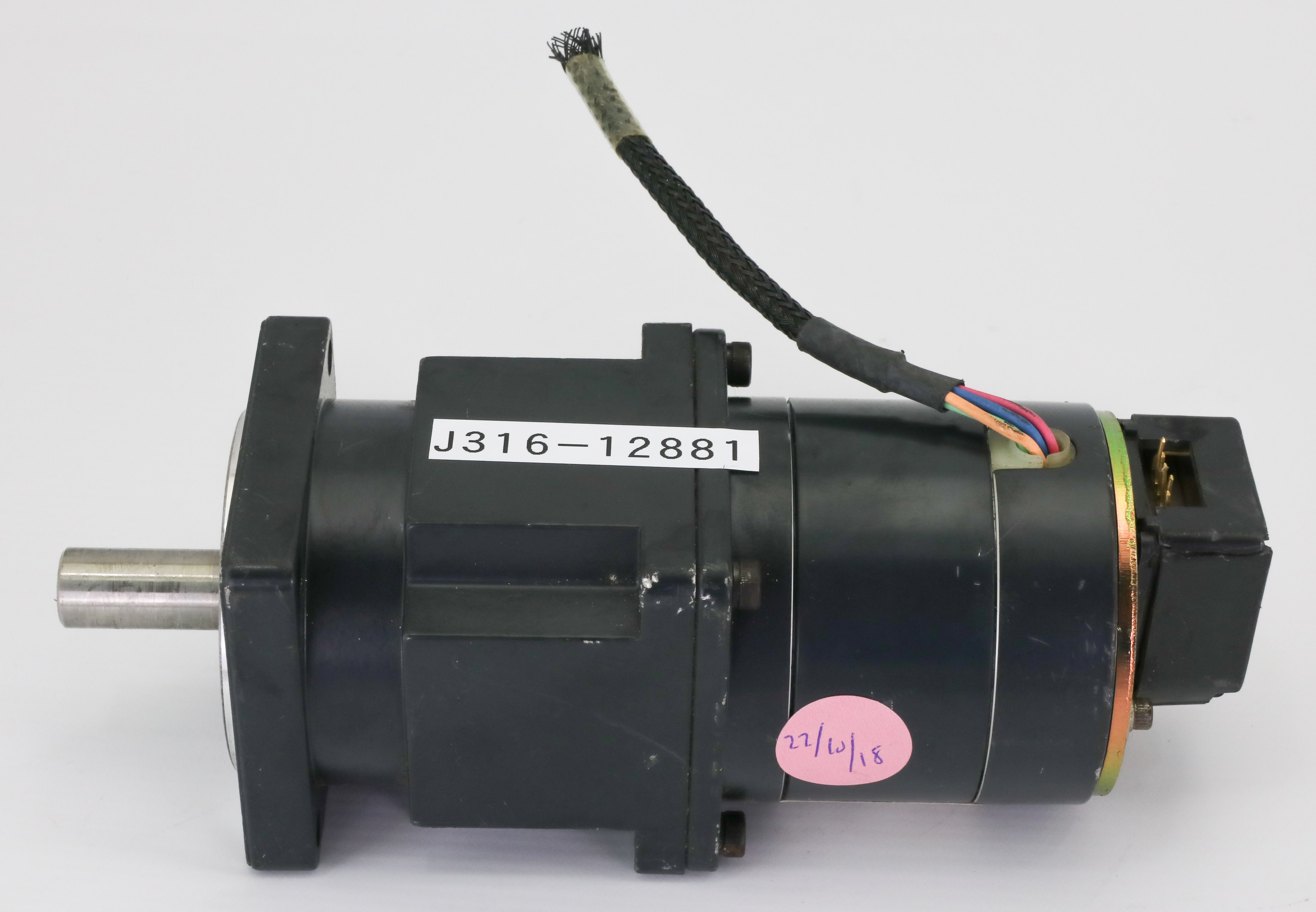 12881 VEXTA 5 PHASE STEPPING MOTOR W ENCODER HEDS 5500 A06 A4249